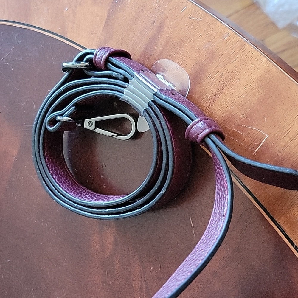 Aubergine a new day Vegan Leather Handbag - Picture 10 of 11